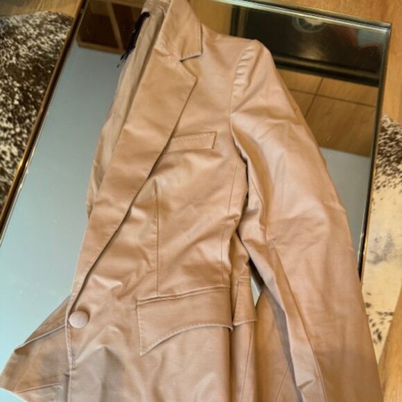 Pre-Loved Roberto Rodrigez Tan Cotton Blazer - Women's Size 6 - Picture 5 of 7